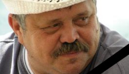 Edward odszedł na wieczną wachtę. Edward odszedł na wieczną wachtę.